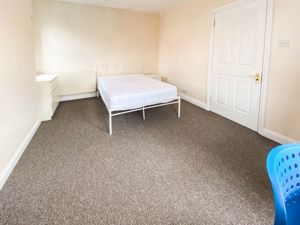 Photo 27- click for photo gallery